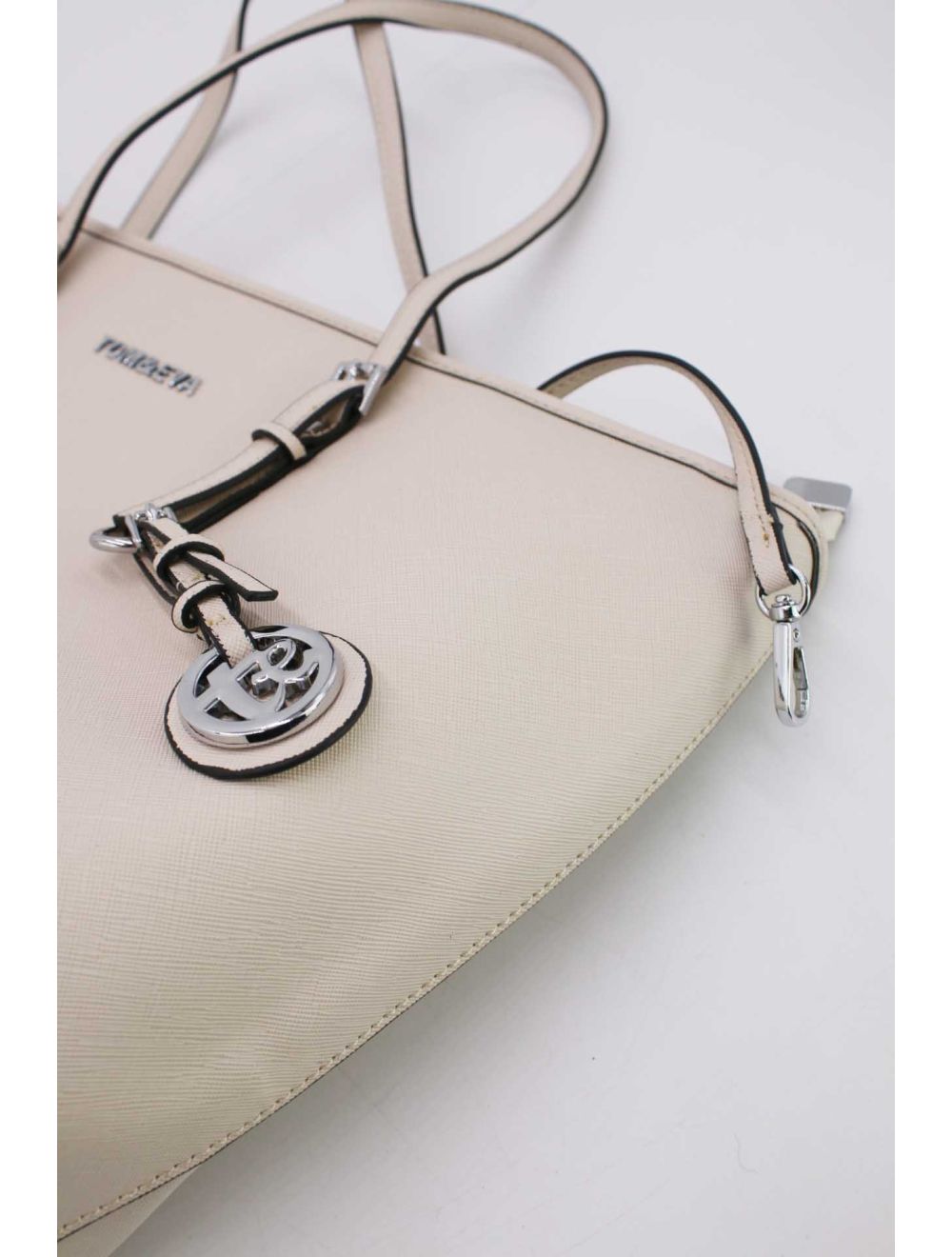 Tom & Eva | Eva Shopper