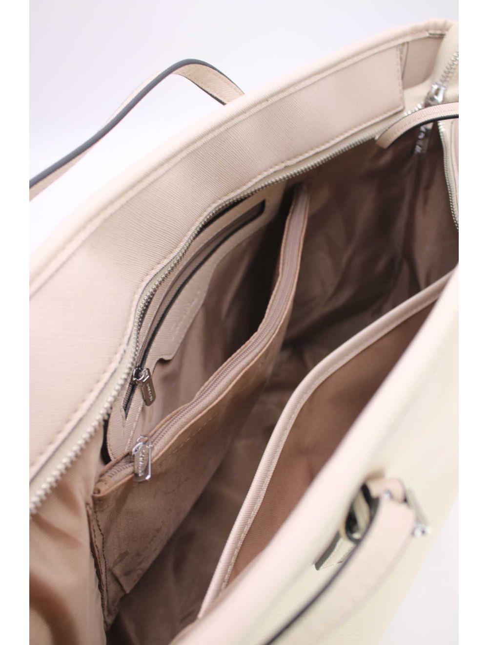 Tom & Eva | Eva Shopper