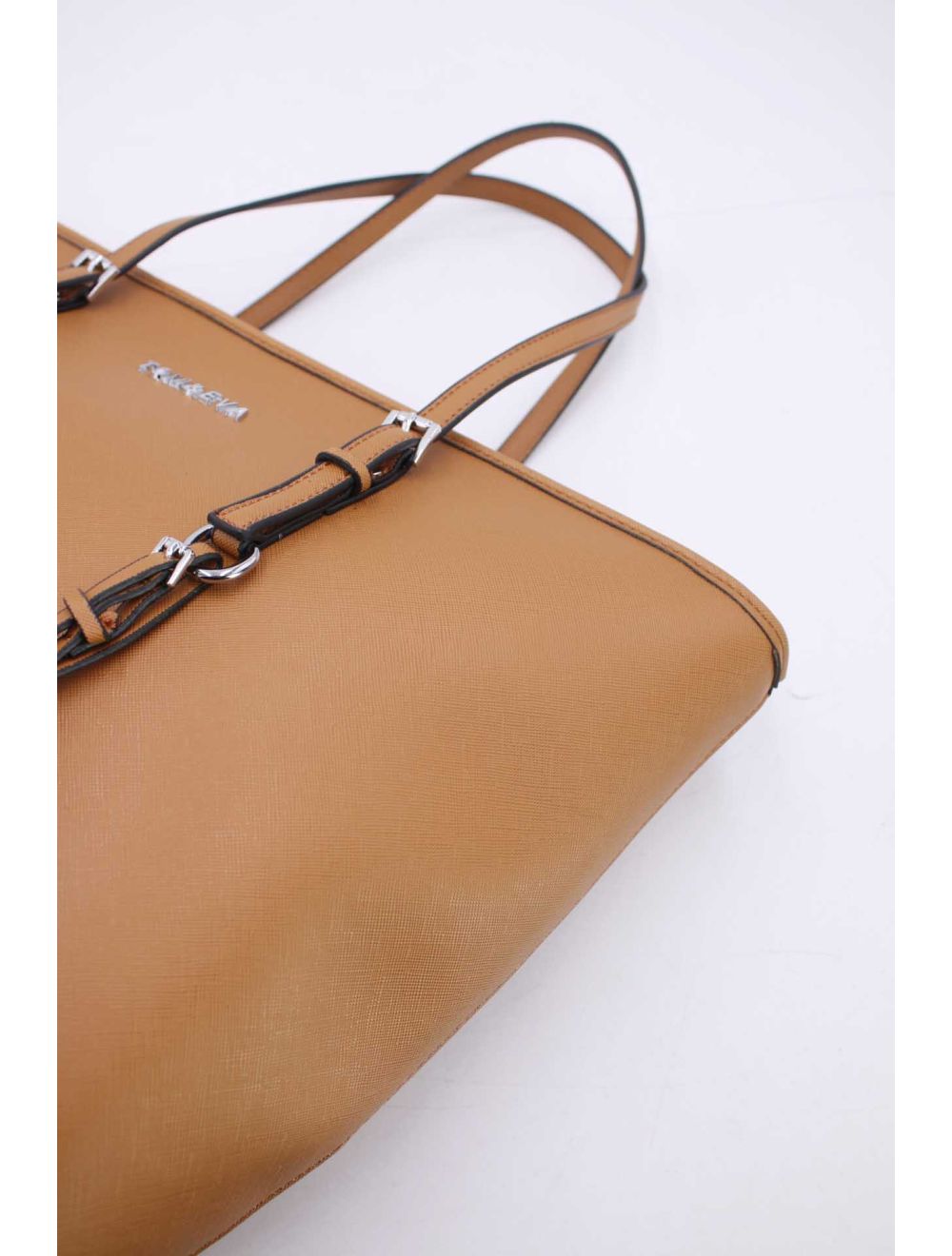 Tom & Eva | Eva Shopper